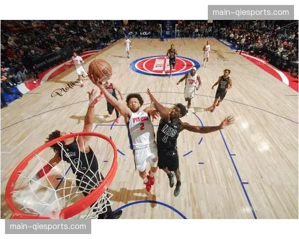 森林狼主场标靶中心地板出现渗水,比赛短暂中断 森林狼主场标靶中心地板出现渗水,比赛短暂中断