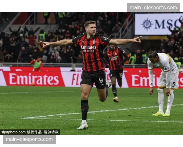 AC米兰核心莱奥耻骨炎症反复，冲刺期状态成疑